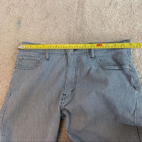 Levi’s 505 navy blue white striped denim shorts Sz 33 - Picture 6 of 9